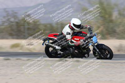 media/Dec-01-2025-Moto Forza (Mon) [[2daa91e15f]]/3-Beginner Group/Session 2 (Turn 7 Inside Pans)/